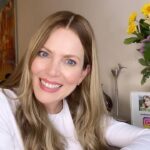 Sarah Mintz Instagram - Sabes cuál es el propósito de tu vida?!!!! …. Ven vamos a descubrirlo juntos!! 😉