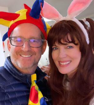 Sarah Mintz Instagram - The Kabbala describes the miracle of Purim as an awaking in the midst of exile.
By Rabbi Yitzchak Luria ..

La Cabalá describe el milagro de Purim como un despertar en medio del exilio.
Por el rabino Itzjak Luria #purim