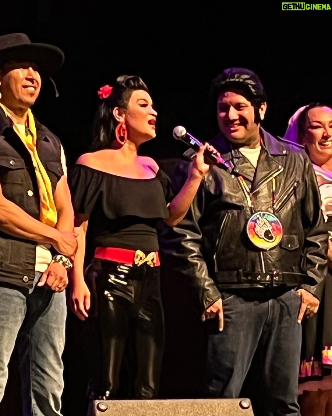 Sarah Wayne Callies Instagram - @bear.grease is a marvelous mashup mixtape of a vision and i loved every second ๐น @crystle_lightning & @elvisrezley have created something that just ought to be seen by everyone ๐น go find them on tour ๐น all. the. flowers.