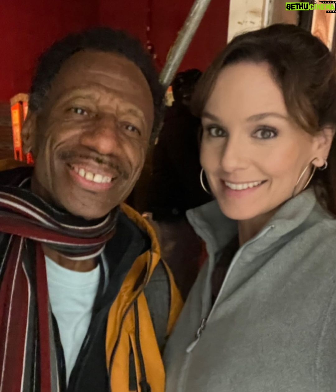 Sarah Wayne Callies Instagram - #thecompanyyoukeep finale- sunday 1. one last wig. 2. CJ, our brilliant ASL consultant 3. and this friend who became my brother. i’d bury a body for this guy. his leadership, grit and sheer force of will kept us all going. love you, mi. you know.