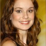 Sarah Wayne Callies Instagram - the first press line i ever walked - scared the crap outta me. you can see it, can’t you? 💋 my agent @erwinmore had never had a client so green. he’s still my manager to this day. 💋 find good people. believe in loyalty.