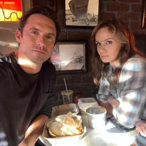 Sarah Wayne Callies Instagram - happy birthday, bro 🎂 may it all come into focus this year - update: *yeah okay it’s tomorrow 🤦🏽‍♀️ HBD anyway.