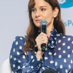 Sarah Wayne Callies Instagram - @parispeaceforum @rescueorg