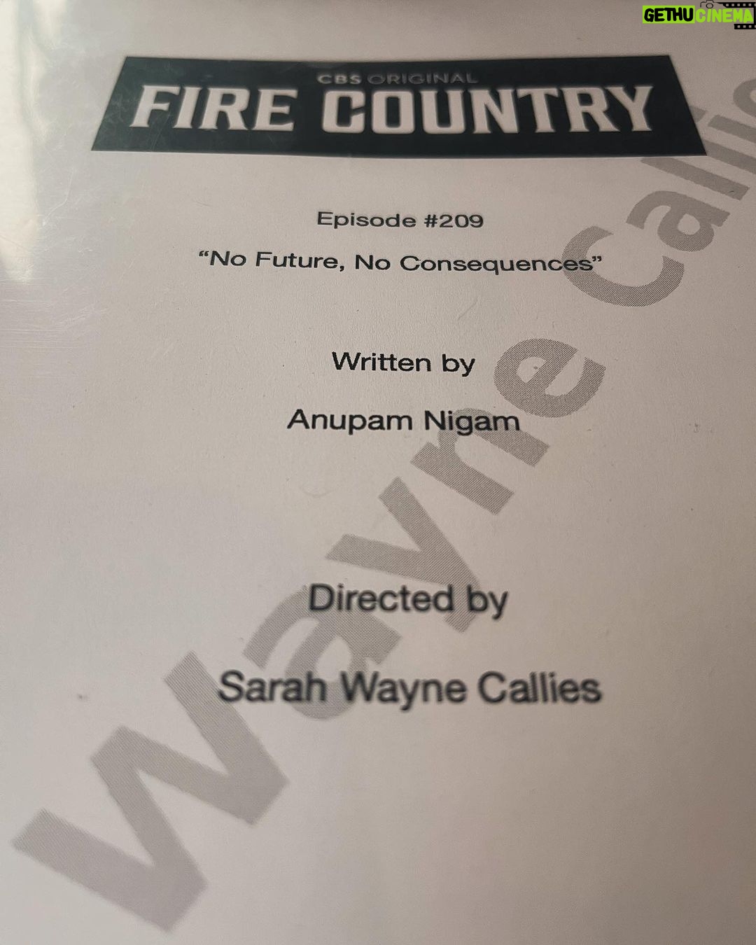 Sarah Wayne Callies Instagram - hi sorry, asking for an extension on international women’s day because i was in prep. on this show full of women & rad allies. tx 😘 . #womeninfilm #internationalwomensday #firecountry