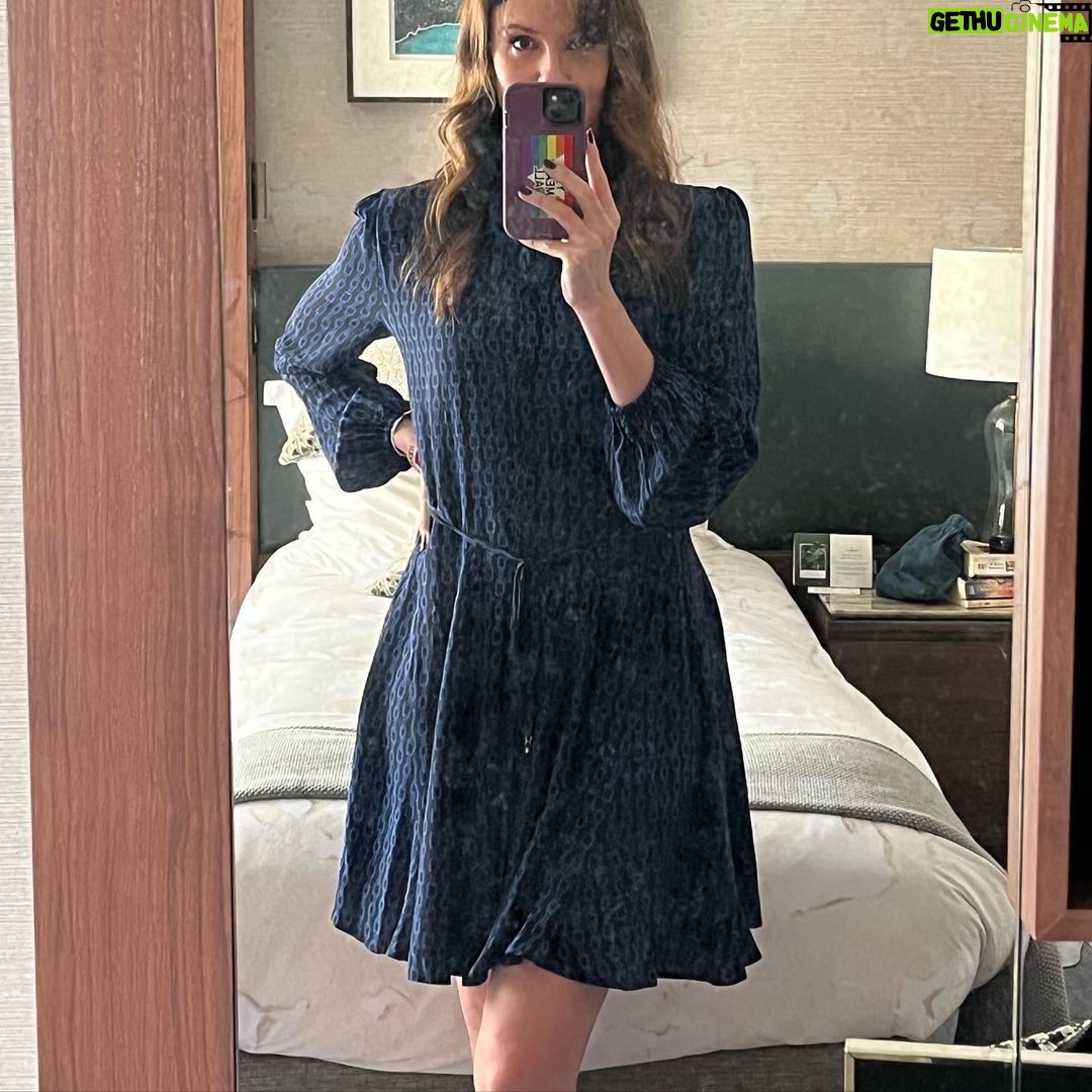 Sarah Wayne Callies Instagram - euro fits. all hail the onesie. both came out of thrift stores ❤️