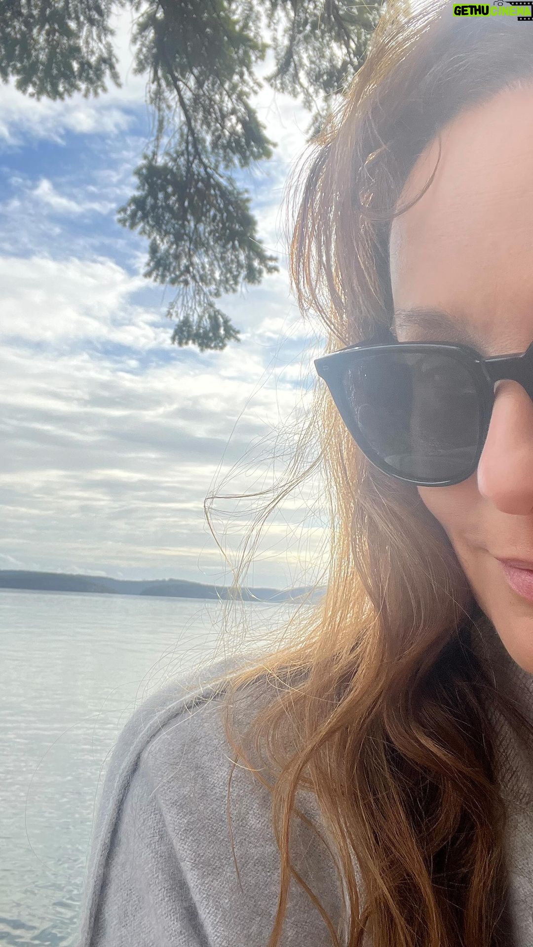 Sarah Wayne Callies Instagram - #aftershock ep 9 🎧 @maunaluamusic @davidmorrissey @iheartpodcast #pa’ina 📻 link in bio for episode & LA times article on DDT dumping offshore