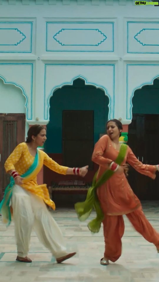 Sargun Mehta Instagram - HAYE BOO out NOW ππ *JATT NU CHUDAIL TAKRI 15th March 2024,in Theatres Near Youβ¦* @gippygrewal @amberdeepsingh @roopigill_ @avvysra @jyoticatangri @deepakdhillonofficial @vikas.vashisht @jaani777 @arvindrkhaira @ravidubey2312 @dreamiyata @desimelodies @omjeegroupofficial @munishomjee @navneetmiser @bnsharma_official @nirmalrishiofficial @ravindermand1 @deedargillofficial @iseemakaushal @amritamby @srmanjain @rohitdhimaneditor @impressivedesignstudio @arvindchoreographer @chaupal_app @pitaaratv @speedrecords @rocketgrowpromotionwale @harmanranitatt #jattnuchudailtakri #gippygrewal #sargunmehta #roopigill #desimelodies #dreamiyata #punjabimovie #omjeegroup