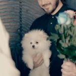 Sasan Keneshlou Instagram - به هم شادی بدیم قلب بدیم . . به هم عشق بدیم به هم آرامش بدیم همدیگر رو ببخشیم با هم دیگه مهربون باشیم از دریچه عشق به هم‌ نگاه کنیم از هم ناراحت و ناراضی و طلبکار نباشیم همه ی ما انسانیم و هممون مشکلات خودمون رو داریم با مهربونی و لبخند همدیگر رو کمک کنیم اون روزی که همه با عشق باهم هستنم آرزوست