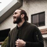 Sasan Keneshlou Instagram – هروقت خندیدم دنیا هم خندید

هر وقت ناراحت بودم دنیا تمام عذاب هاشو رو کرد Darya Kenar   دریا کنار