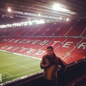 Sasan Keneshlou Instagram - As a 17 yrs old boy I aint knw how I got on
#oldtrafford#manchesterunited