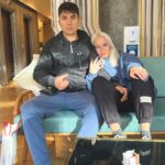 Sascha Burci Instagram - Si dice che se cerchi, trovi un tesoro… e io l’ho trovato molto lontano da dove sono nato. Negli ultimi anni ho voluto migliorare me stesso, mi sono trasferito e alla fine ho trovato quello che cercavo. Una bella persona vicino a me con cui sto bene, mi valorizza ogni giorno, mi rende sereno, mi aiuta per raggiungere i miei obiettivi e mi ama all’infinito. Come ogni percorso vediamo dove mi porterà, per ora buon primo anniversario mio piccolo Kotik 🐈🤍 Dubai, United Arab Emirates