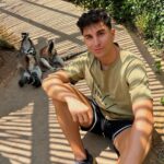 Sascha Burci Instagram – ⬇️GUARDA il mio carosello pazzerello a Dubai 🇦🇪:
1. Io con la mia Gang 👊🏻
2. Io che consolo un cavallo dopo che gli ho detto che tanto tempo fa mangiavo i suoi simili..
3. Foto di Famiglia 💖
4. Un gattone troppo affettuoso.
5. Il primo selfie risale a 200.000 anni fa, guarda!
6. Quando mi sveglio Van Gogh 🎨
7. La mia prima “””opera d’arte”””
8. La mia ombra è più bella di me.
9. “Wow” cit.
10. I’m a street photographer! 📸 Dubai –  دبى