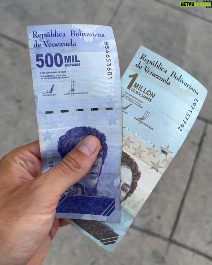 Sascha Burci Instagram - 🇮🇹: Avete mai visto il paradiso? Credo di esserci in questo momento, si chiama Venezuela 🇻🇪 Benvenuti ai Caraibi gente, questo è solo l’inizio! “Da qualche parte, qualcosa di incredibile attende di essere conosciuto.” 🇬🇧: Have you ever seen paradise? I think I'm there right now, it's called Venezuela. Welcome to the Caribbean folks, this is just the beginning! "Somewhere, something incredible is waiting to be known." Isla Margarita