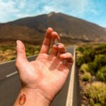 Sascha Burci Instagram - 🇮🇹: Dal mare alla cima del vulcano più alto in Europa, il Teide! 52km a piedi, 2 giorni di viaggio, 1 obiettivo. 🌋 Il desiderio è la chiave della motivazione per riuscire in qualsiasi cosa. 🇬🇧: From the sea to the summit of Europe's highest volcano, Teide! 52km on foot, 2 days of travel, 1 goal. 🌋 Desire is the key to motivation to succeed in anything.