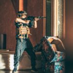 Sascha Burci Instagram – Il cupido dei giorni nostri sarebbe esattamente così, con il fucile al posto dell’arco. Si all’amore e no alla guerra.
Attenzione, sparo tanti cuoricini a raffica 💕
@rawwar_official Italy