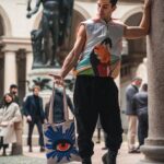 Sascha Burci Instagram - 🇮🇹: Quando ti senti un’opera d’arte e allora ti metti in mostra!🕺 🇬🇧: When you feel like an art piece so you show off! 🕺 Milan, Italy
