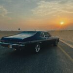 Sascha Burci Instagram - Metto la creatività per il futuro, mantenendo la classe del passato. In una metropoli piena di Lamborghini e Ferrari, riesco sempre a rimanere unico 🎩 Se fossi nato 50 anni fa che auto avresti preso? #epoque #supercar #chevrolet #dubai @deiz.rental Dubai, United Arab Emirates