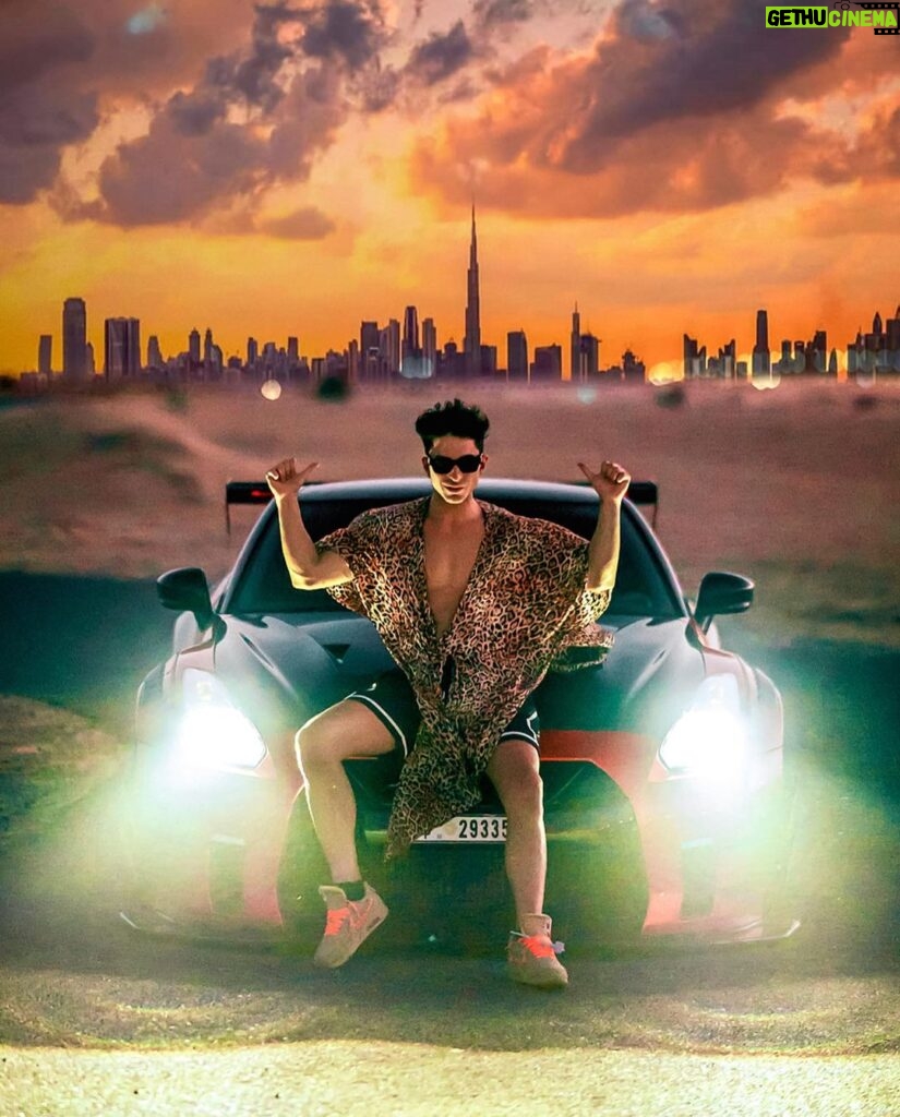 Sascha Burci Instagram - 🇮🇹: Se Sascha fosse il protagonista del prossimo Fast & Furious, la copertina sarebbe sicuramente questa! 🇬🇧: If Sascha were the star of the next Fast & Furious, this would definitely be the cover! Dubai - دبى