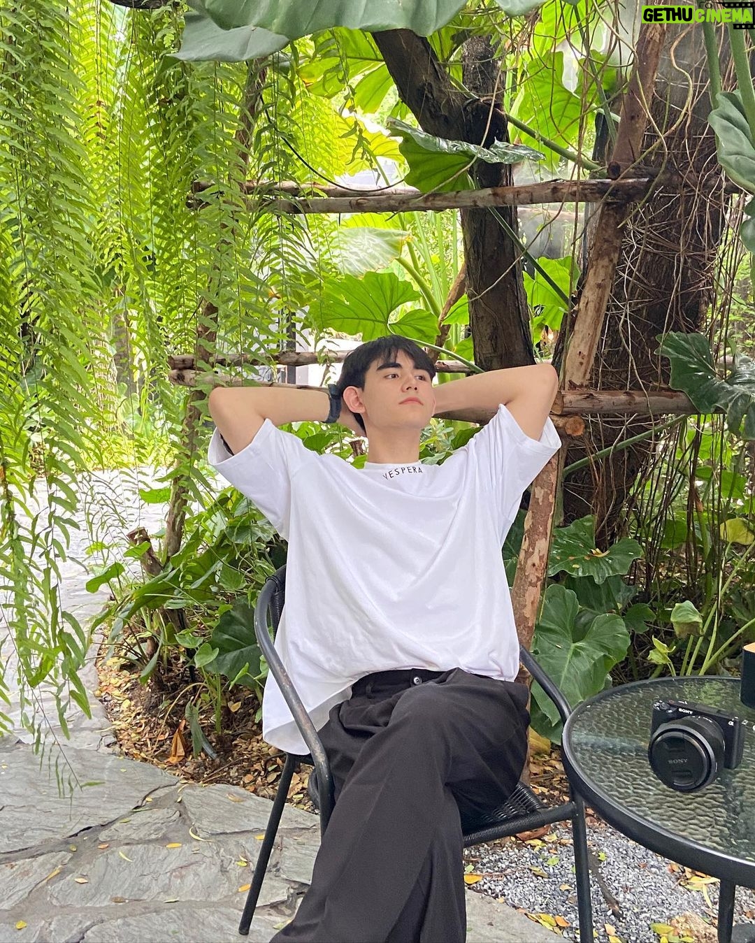 Sattabut Laedeke Instagram - เห็นแล้วอย่าทักนะ 📷🤣