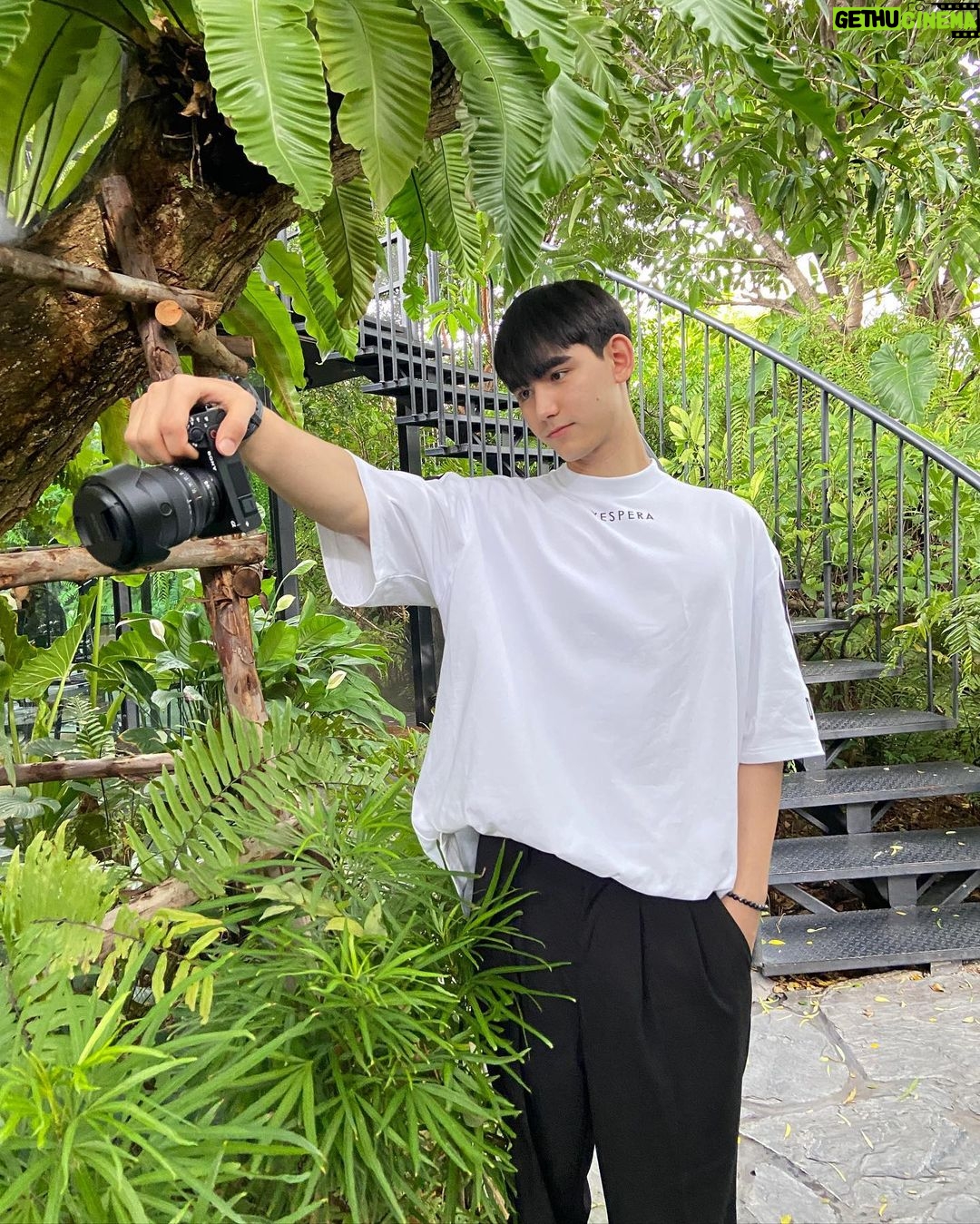 Sattabut Laedeke Instagram - เห็นแล้วอย่าทักนะ 📷🤣