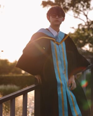Sattabut Laedeke Instagram - I GRADUATED!!

🗓️ 29th March 2024
🕒 12:00-16:00 PM
📍University of the Thai Chamber of Commerce (UTCC)