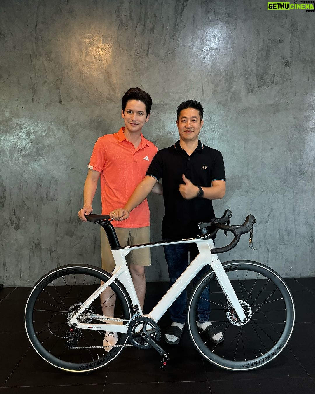 Sattaphong Phiangphor Instagram - พร้อมปั่นครับ🚲 #Twitter @legobikeofficial