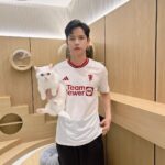 Sattaphong Phiangphor Instagram – เสื้อตัวใหม่ออกแล้วไปจัดกันนะครับทุกคน #AriFootball #FootballForAll #ฟุตบอลของทุกคน
#adidasfootball #adidasthailand #MUFC