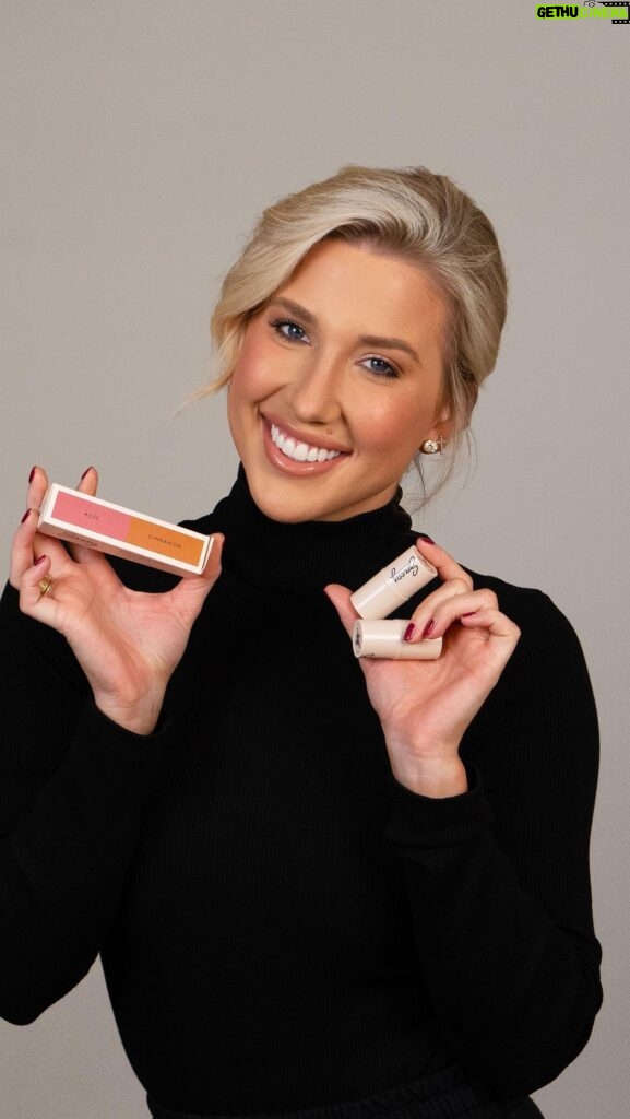 Savannah Chrisley Instagram - FREAKING OUT!!! The secret is OUT! My all time favorite product! Our NEW Radiant Glow Blush Duo is now available! The creamy, blendable shades are the perfect finish to any Sassy look! @sassybysavannah