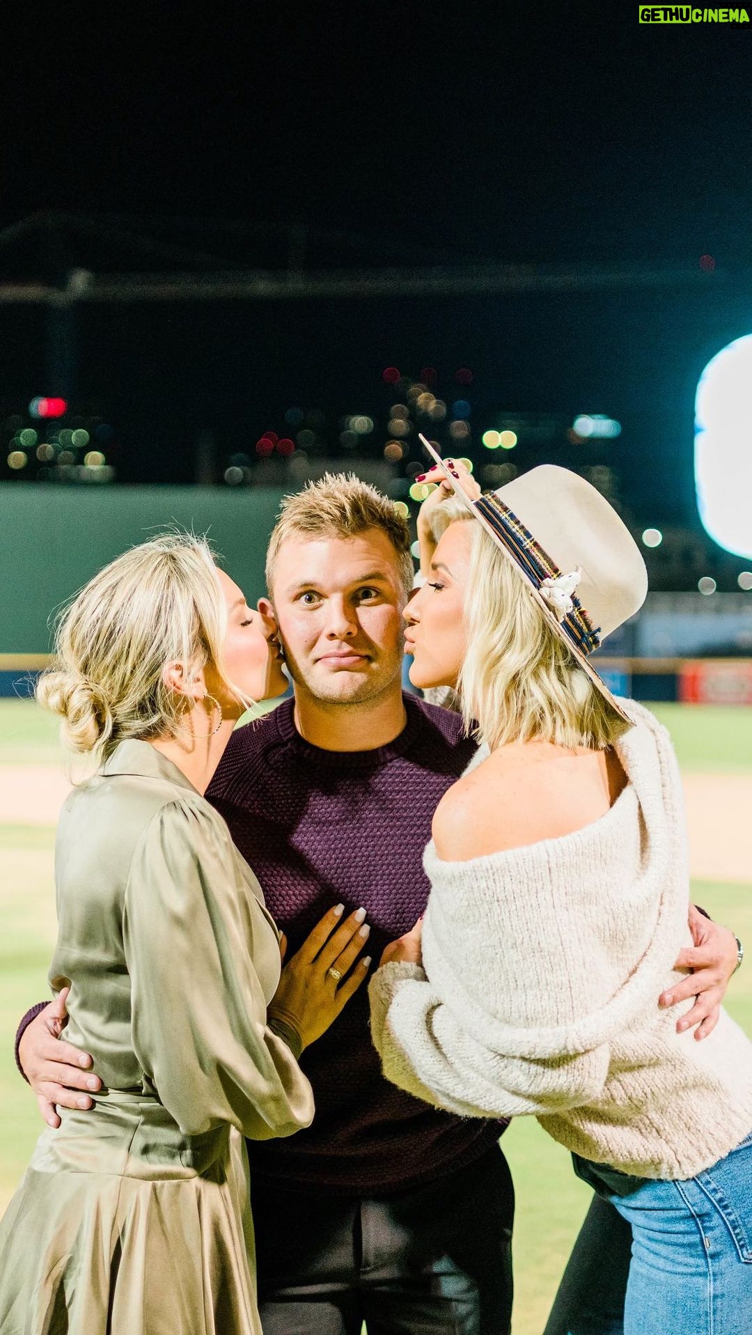 Savannah Chrisley Instagram - Sometimes you gotta get messy for the ones you love 🤣🤷🏼♀️ go catch @unlockedwithsavannah on your podcast apps or WATCH on YouTube! •••• On the latest episode of @unlockedwithsavannah Savannah and her future sister-in-law @emmymedders fill the void y’all told us you were missing. Emmy’s dad’s battle with ALS, his car accident, and how the future sisters come from very different backgrounds are all major topics in this episode. What did they used to think of each other? How did Emmy earn her way into the Chrisley family? She’s “here for good” in case you were wondering. The overarching lesson…. despite the hardships, there are so many blessings they DO have.