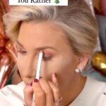 Savannah Chrisley Instagram – MERRY CHRISTMAS EVE 😍🎄
••••
Christmas would you rather with @sassybysavannah do you agree? 👀

#christmasmakeup #holidaywyr #christmaswyr #wouldyourather #sassybysavannah #unlockedwithsavannahchrisley #christmaspresents
#unlockedwithsav