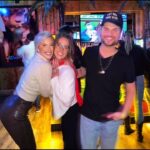 Savannah Chrisley Instagram - Find you friends who travel across the country to love on you ❤️ @emily_jimison The GREATEST Christmas celebration with friends that have become family!