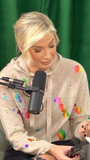 Savannah Chrisley Instagram - Episode three with @juliechrisley is out now. I am so thankful that my mom took the time to sit down with me to have this conversation. 

To see the clip I’m talking about, go to my Youtube page using the link in my bio. This episode is available on Apple, Spotify, Amazon Music, Youtube, or wherever you get your podcasts ❤️

#unlockedwithsavannahchrisley #unlockedwithsav #unlockedpodcast #savannahchrisley #savannahchrisleypodcast #podcastone #lifestylepodcast #vulnerable #juliechrisley #thechrisleys