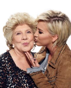 Savannah Chrisley Instagram - HAPPY BIRTHDAY to my forever girl❤️ Thank you for the ENDLESS hugs, laughs, kisses, long talks, and endless loads of laundry 😂🤪 I love you more thank life itself! Can’t wait for you to live forever!! Now…let’s go gambling😏