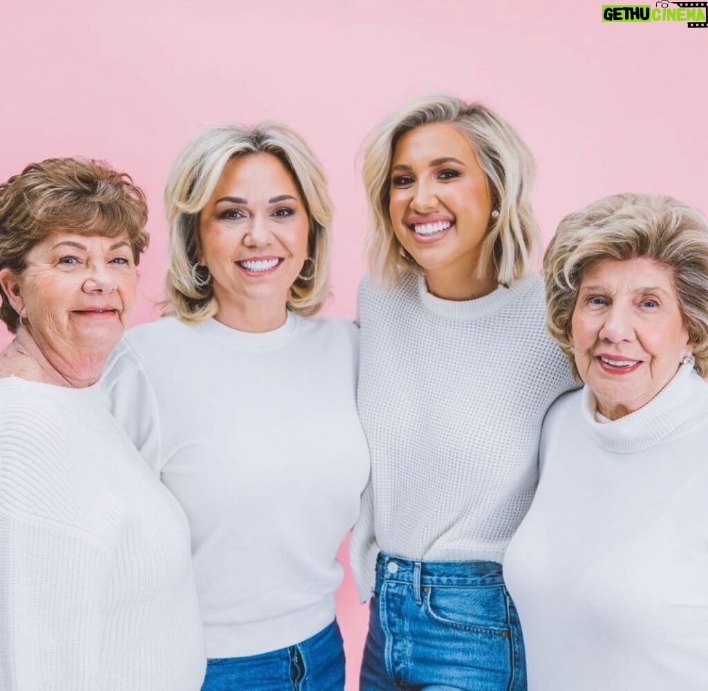 Savannah Chrisley Instagram - Thank you to these beautiful women for paving the way and showing me what it means to not only be an amazing mama but a woman of strength! #happymothersday ••• Head over to sassybysavannah.com to shop the 25% off site wide sale! @sassybysavannah