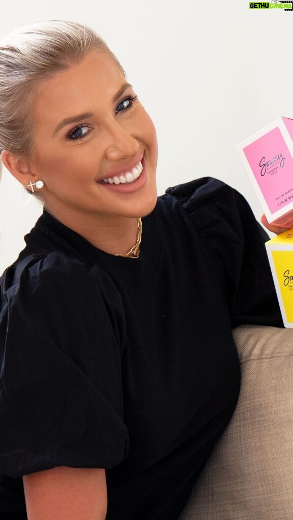 Savannah Chrisley Instagram - Pinch me! This isn’t real! @sassybysavannah is my little baby and she’s growing RAPIDLY 😭💕 THANK YOU GUYS! ••• These fragrances are 20% off and the sale ends on the 1st!! Only $32!! Hurry before the sale ends! ••• www.sassybysavannah.com