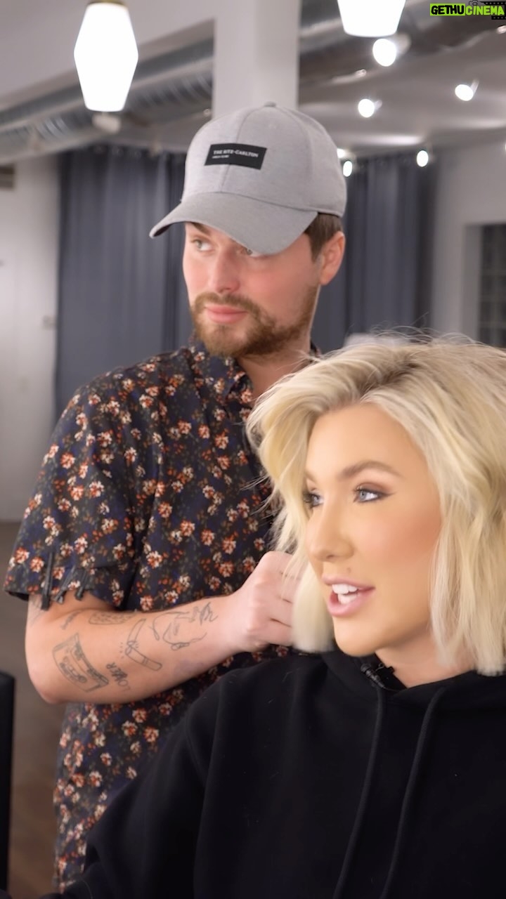 Savannah Chrisley Instagram - Not @behindtylerschair trying to interfere with my family friendly gaming! Download and play Dice Dreams today from my link in bio or at https://click.fan/savannah to win amazing prizes in the Jolly Jingle Wheel Event. Everyone’s a winner, so spin and win! Go through my link to get a chance to win MY secret gift: https://win.dicedreams.com/savannah #dicedreams #partnered @dicedreams_official