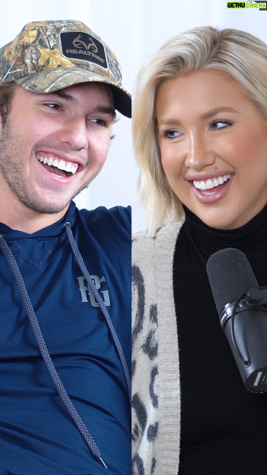 Savannah Chrisley Instagram - Y’all, PLEASE COMMENT and help us settle this!! Is it COO-pon or QUE-pon? Current score: QUE-pon: 2 COO-pon: 1 Newest Episode of “Unlocked” with fan fave @graysonchrisley is out now on YouTube and all podcast streaming platforms! Go get it 🎙️ . . . . #unlockedwithsavannahchrisley #unlockedwithsav #savannahchrisley #podcastersofinstagram #podcast The Cast Collective