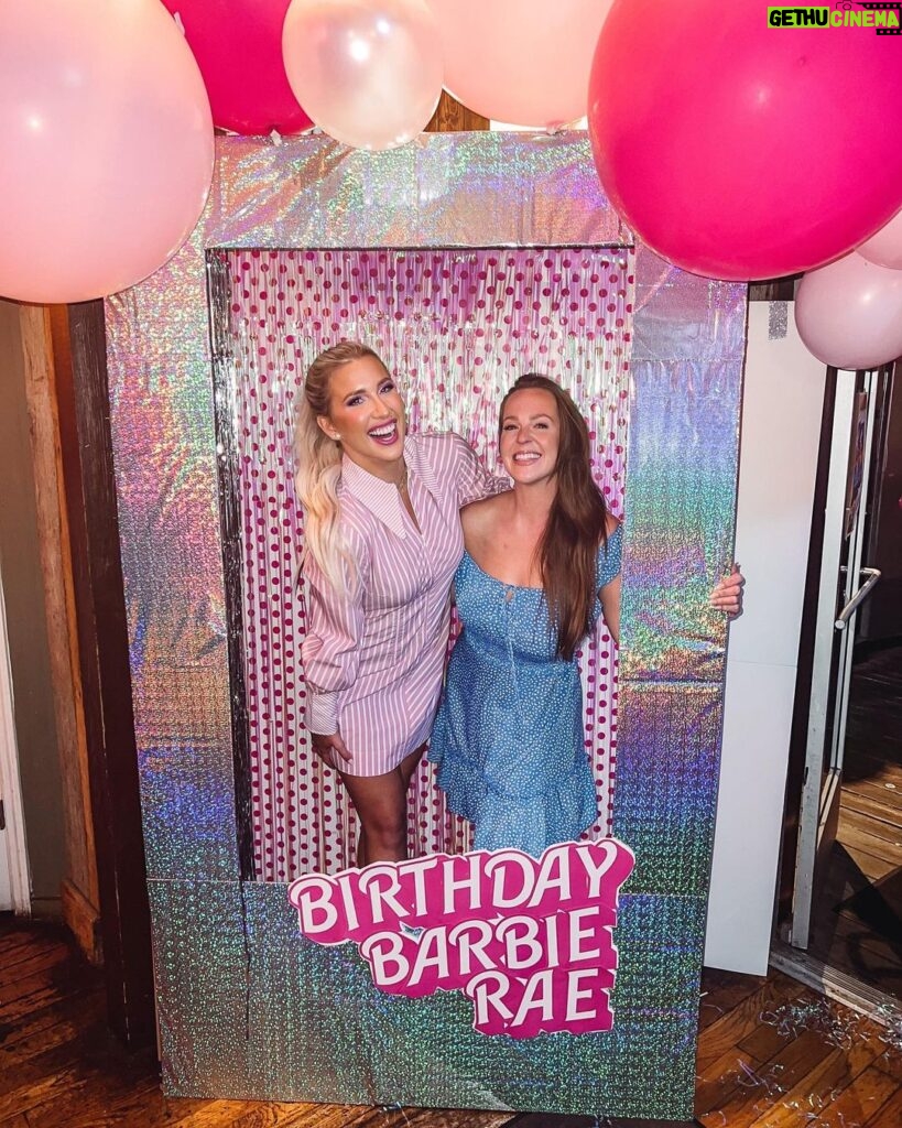 Savannah Chrisley Instagram - Had to throw a drunken Barbie birthday for the REAL BARBIE! @raelynnofficial LOVE all my people 💕