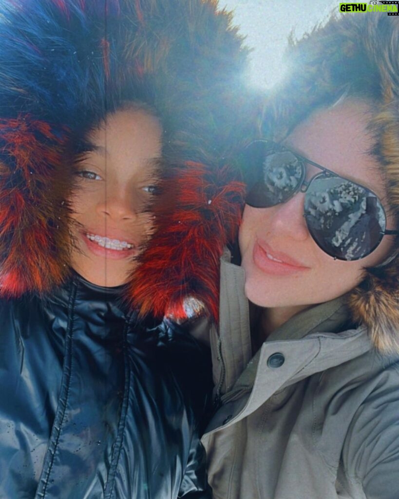 Savannah Chrisley Instagram - Snow Day with my girl ❄️⛄️