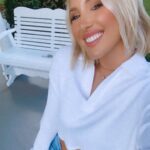 Savannah Chrisley Instagram - SMILING because 2022 is only 27 days away! ••• What changes are you hoping to see in the new year?