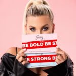 Savannah Chrisley Instagram - Y’all it’s here, Sassy’s biggest sale of the year! Shop the Black Friday sale with 25% off EVERYTHING on sassybysavannah.com! You don’t want to miss this! @sassybysavannah 🖤😍