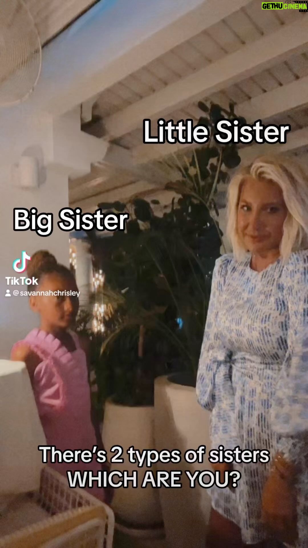 Savannah Chrisley Instagram - I know which sister I am… which are you?!