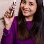 Sayali Sanjeev Instagram – AD | No more dull and dry hair for me, because I found the All New Sunsilk Super Shine Serum. It is enriched with Vitamin E that keeps my hair shiny and frizz free for upto 48hours. It’s the best serum I’ve used and you should try it too. Don’t miss out!

@sunsilkindia
#AD
#ShineKaroBaalKholKe 
#MySunsilkShine #SunsilkSerum #NourishingSerum #ShinyHair #HairCare #SunsilkPartner #SunsilkHaircare #Haircare #SunsilkHair #SuperShineSerum #Sponsorship #ad #collaboration