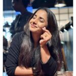 Sayali Sanjeev Instagram – Thank u so much for your love ❤️🫰🏼
•
•
📸 @iamrinkurajguru 
#jhimma2 #reunion #superhit #incinemasnow