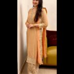 Sayyeshaa Saigal Instagram - By now you know I like to keep things simple! ❤️🤗 #ootd#keepitsimple#love#instagram#instagood#desi