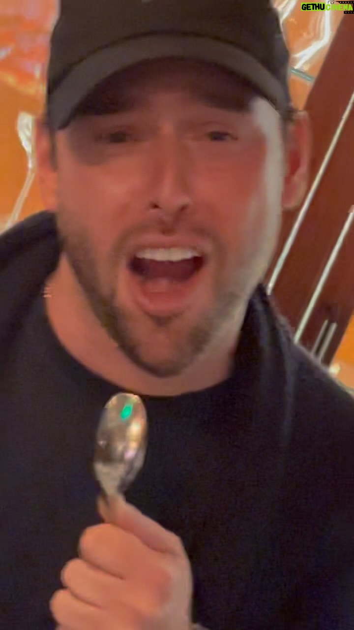Scooter Braun Instagram - I swear… don’t give me Spotify and a spoon at dinner. 😆 🎶