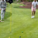 Scooter Braun Instagram - Showed these golfers how the jumper is the only way to putt ⛳️🏀😉 #shootersshoot