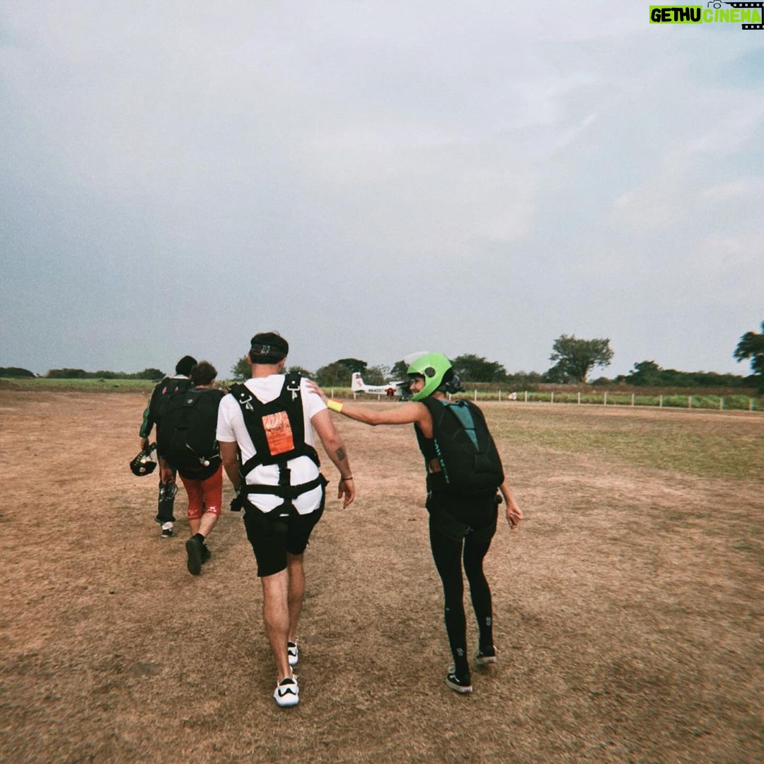 Scooter Braun Instagram - Jump. Photo film dump lucky #7 and Iām done #happysunday š
