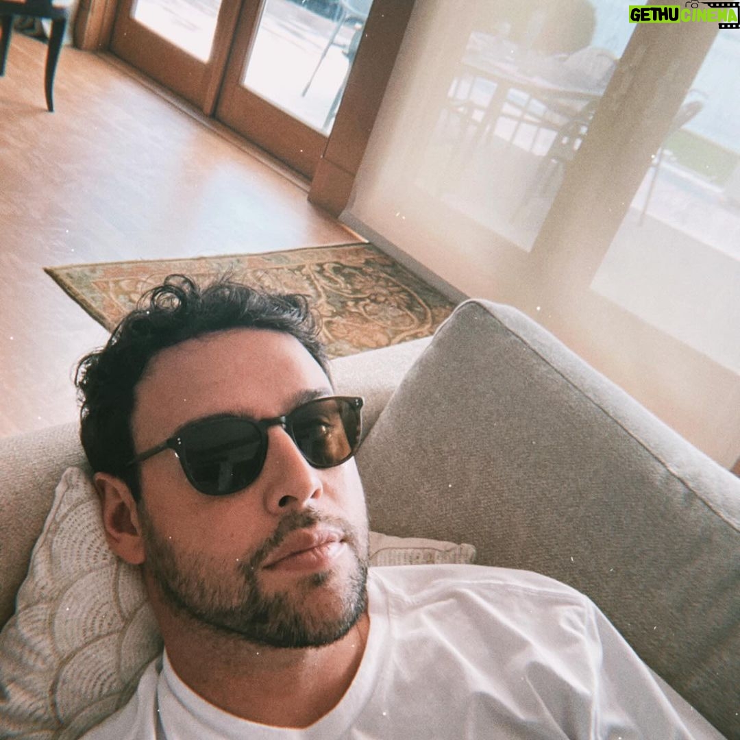 Scooter Braun Instagram - Jump. Photo film dump lucky #7 and Iām done #happysunday š