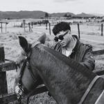 Sebastián Villalobos Instagram - Desde siempre he tenido una fascinación por los caballos. Son animales nobles, inteligentes y sensibles. Conectan contigo. Se comunican sin hablar. En sus espaldas vive la historia de la humanidad. Cuando montas un caballo es como tomar prestada la libertad. Lugar donde hay caballos, LUGAR DONDE SOY FELIZ.